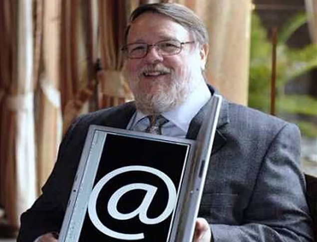 ray tomlinson inventor of email qwertyuiop